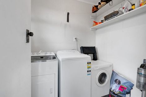 Photo of property in 41 Blagdon Road, Marfell, New Plymouth, 4310