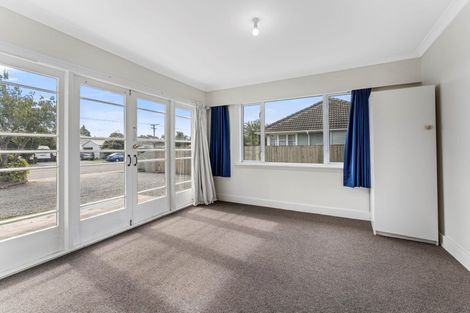 Photo of property in 43 Aorangi Road, Bryndwr, Christchurch, 8053