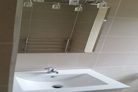 Photo of property in 22 Sarah Place, Farm Cove, Auckland, 2012