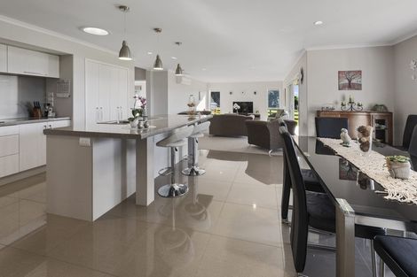 Photo of property in 85 Jounneaux Road, Te Kamo, Kamo, 0185