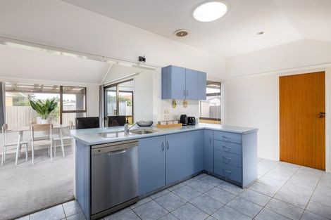 Photo of property in 115 Heta Road, Highlands Park, New Plymouth, 4312