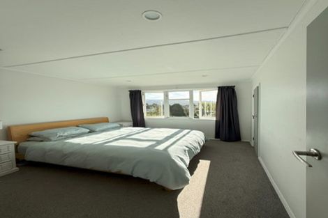 Photo of property in 6 Gloucester Street, Cannons Creek, Porirua, 5024