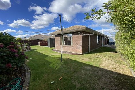Photo of property in 51 Ben Nevis Drive, Broomfield, Christchurch, 8042