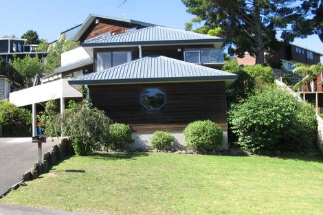 Photo of property in 57 Topliss Drive, Northcross, Auckland, 0632