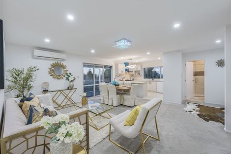 Photo of property in 2 Dhaka Lane, Ranui, Auckland, 0612