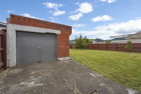 Photo of property in 5 Milton Street, Trentham, Upper Hutt, 5018