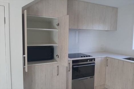 Photo of property in 9/21 Karamu Street, Te Atatu Peninsula, Auckland, 0610