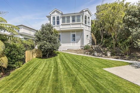 Photo of property in 39 Hankey Street, Mount Cook, Wellington, 6021