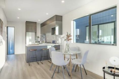 Photo of property in 14 Cherry Road, Bucklands Beach, Auckland, 2014