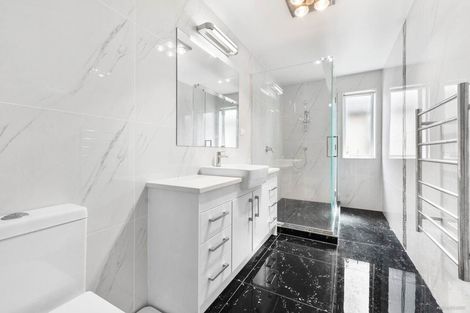 Photo of property in 20 Carrickdawson Drive, Flat Bush, Auckland, 2019