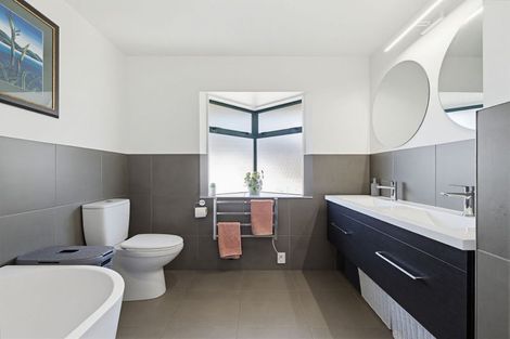 Photo of property in 7 Rurima Rise, Coastlands, Whakatane, 3120