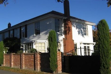 Photo of property in 165 Fendalton Road, Fendalton, Christchurch, 8052