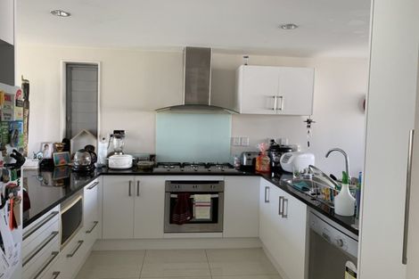 Photo of property in 5 Phar Lap Crescent, Takanini, 2112