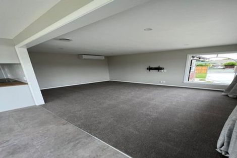 Photo of property in 17 Erin Crescent, Mairehau, Christchurch, 8013