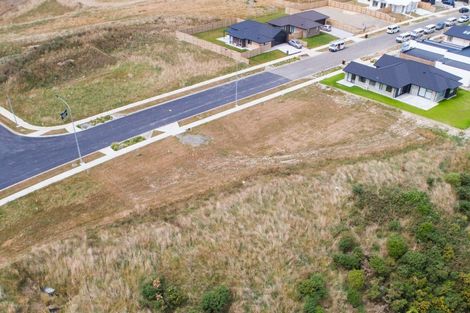 Photo of property in 81 Atlantic Drive, Fitzherbert, Palmerston North, 4472