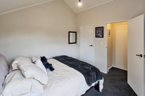 Photo of property in 2 Pilot Lane, Whitby, Porirua, 5024