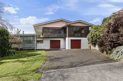 Photo of property in 11 Kellyville Heights, Merrilands, New Plymouth, 4312