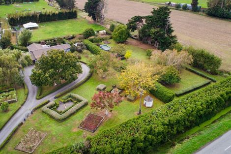 Photo of property in 1226 Kairanga Bunnythorpe Road, Kairanga, Palmerston North, 4475