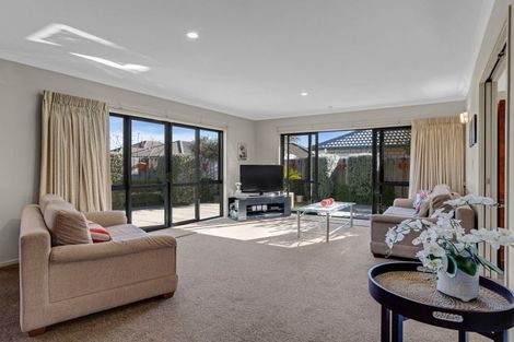 Photo of property in 9 Woodham Place, Rototuna North, Hamilton, 3210