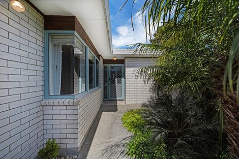 Photo of property in 1/22 Septimus Place, Henderson, Auckland, 0612