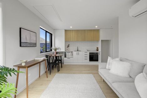 Photo of property in 21 Waterfowl Road, Jacks Point, Queenstown, 9371