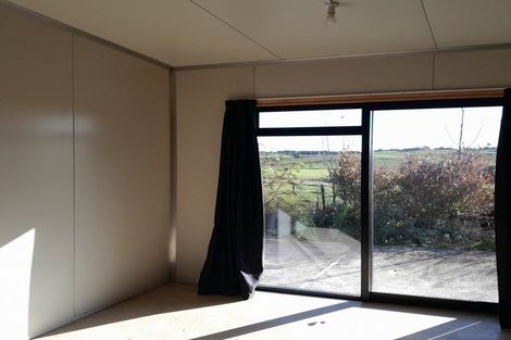 Photo of property in 28 Eastern Rise, Manakau, Levin, 5573