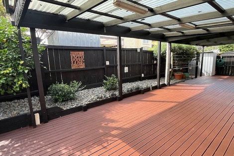 Photo of property in 26 Heidi Crescent, Flat Bush, Auckland, 2016
