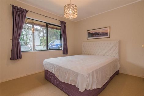 Photo of property in 3/95 Sturges Road, Henderson, Auckland, 0612