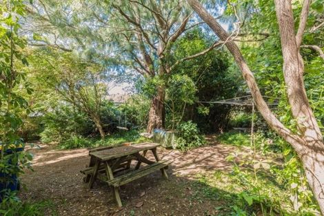 Photo of property in 8 Park Rise, Campbells Bay, Auckland, 0630