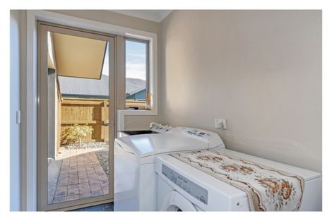 Photo of property in 14 Curtis Street, Stoke, Nelson, 7011