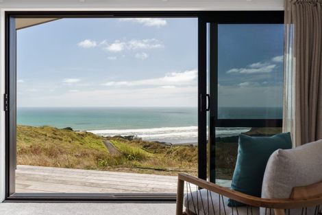 Photo of property in 685a Karioitahi Road, Lake Puketi, Waiuku, 2683