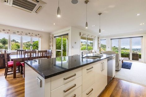 Photo of property in 118 Kent Terrace, Taradale, Napier, 4112