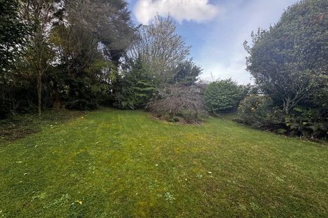 Photo of property in 2 Kauri Street, Inglewood, 4330