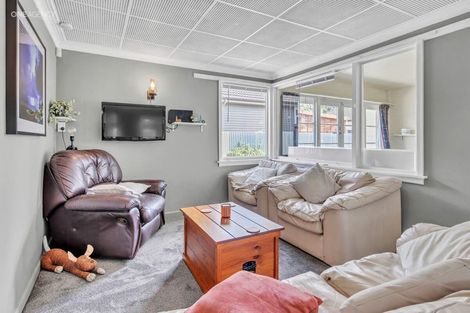 Photo of property in 70 Sylvan Street, Hillmorton, Christchurch, 8024