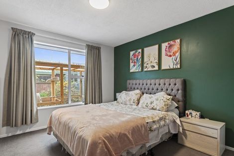 Photo of property in 1/11 Salford Avenue, Redwood, Christchurch, 8051