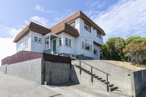 Photo of property in 57 Mills Road, Brooklyn, Wellington, 6021