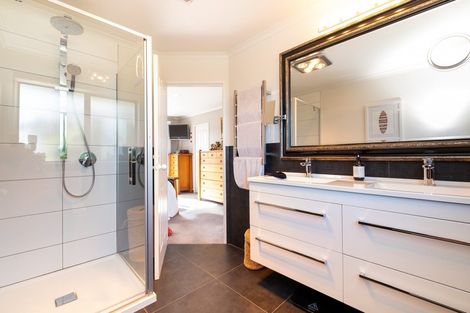 Photo of property in 85 Le Quesne Road, Bay View, Napier, 4104