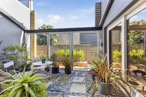 Photo of property in 29 Boardwalk Lane, Seatoun, Wellington, 6022