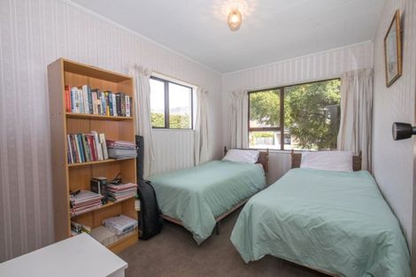 Photo of property in 86 Hunter Crescent, Wanaka, 9305