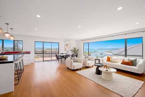 Photo of property in 20 Bannings Way, Hobsonville, Auckland, 0618