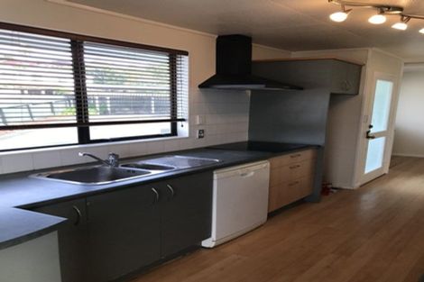 Photo of property in 5 Mataura Place, Clover Park, Auckland, 2019