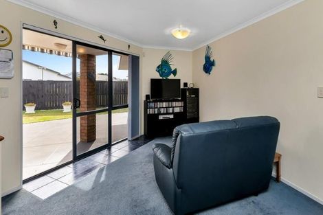 Photo of property in 7 Kihi Place, Ruakaka, 0116