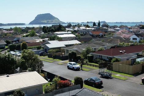 Photo of property in 1/4 Linklater Avenue, Bellevue, Tauranga, 3110