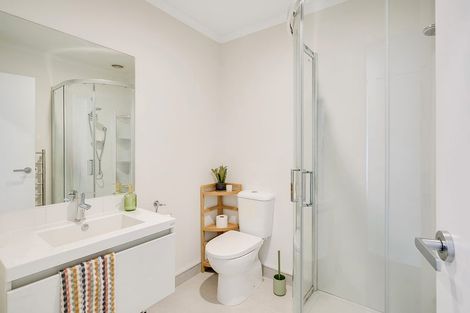 Photo of property in 2/11 Forster Avenue, Hillcrest, Hamilton, 3216