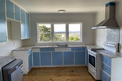 Photo of property in 34 View Street, Maungaturoto, 0520