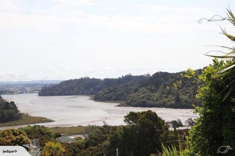 Photo of property in 1/9 Pemberton Avenue, Bayview, Auckland, 0629