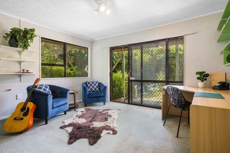 Photo of property in 35 Shackle Lane, Whitby, Porirua, 5024