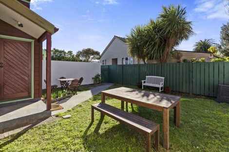 Photo of property in 17-u2 Randwick Crescent, Moera, Lower Hutt, 5010