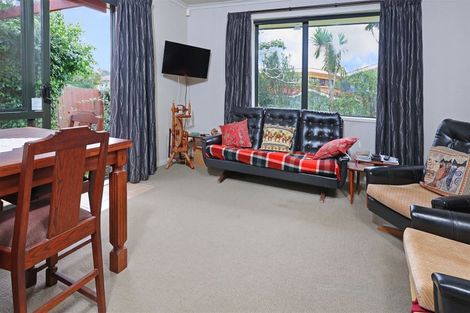 Photo of property in 7 Brookwood Drive, Henderson, Auckland, 0612