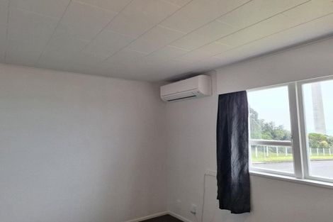 Photo of property in 33b Findlay Street, Moturoa, New Plymouth, 4310